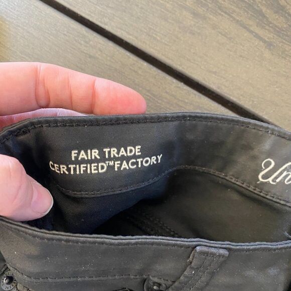 Universal Thread Women's Skinny Jeans High Rise Dark Wash Grey Size 25R - Picture 4 of 9